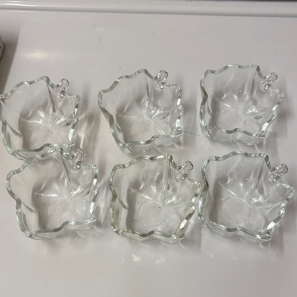 4/$20 Roxx Maple Leaf 6 Bowl Set - Picture 4 of 6